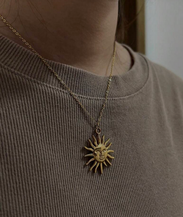 collares de oro